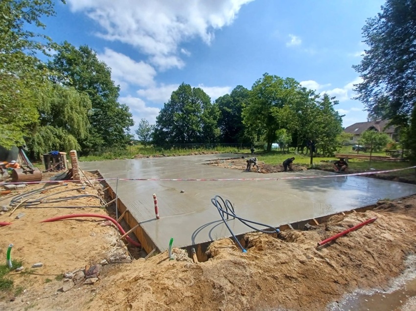 Betonáž základové desky rodinného domu